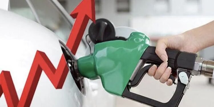 Çmimi i naftës në Kosovë po shkon drejt 2 euro litri, por një tjetër rrezik e paralajmërojnë naftëtarët