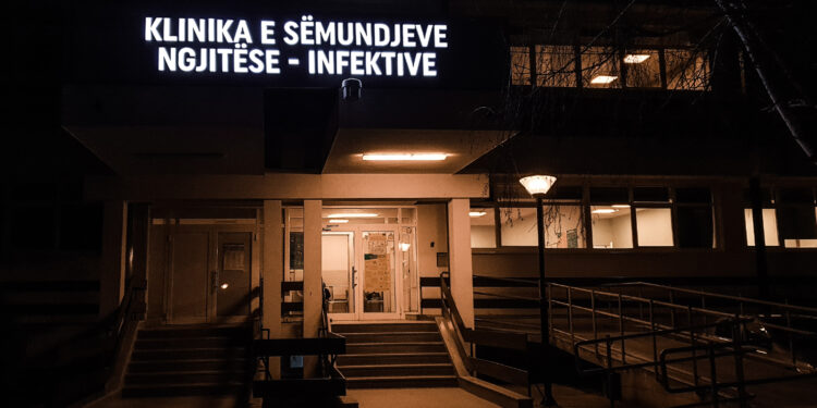 LAJMI I FUNDIT: Dyshime për një të infektuar me Lijën e majmunëve në Kosovë