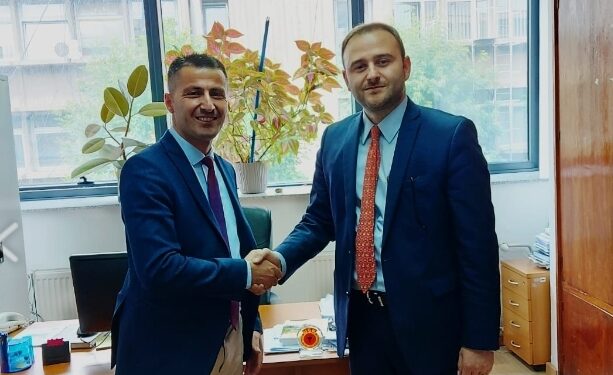 Kryeinspektori i Punës, Hekuran Nikçi viziton udhëheqësin e divizionit për rajon të Mitrovicës, Nexhat Fazliun