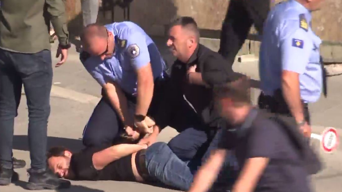 Arrestohen edhe Frashër Krasniqi e Zgjim Hyseni