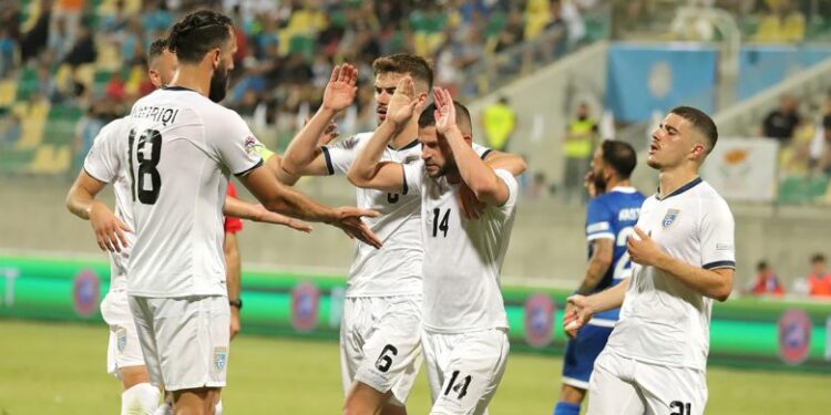 Televizioni kosovar e transmeton falas ndeshjen Kosovë – Greqi