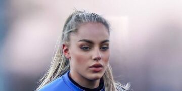 Konsiderohet si futbollistja më e bukur në botë, atletja kroate e urren kur etiketohet si “seksi” shkaku i familjes së saj