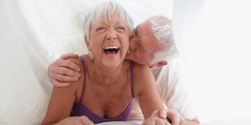 Pensionistët janë më të “egër” në shtrat se të rinjtë