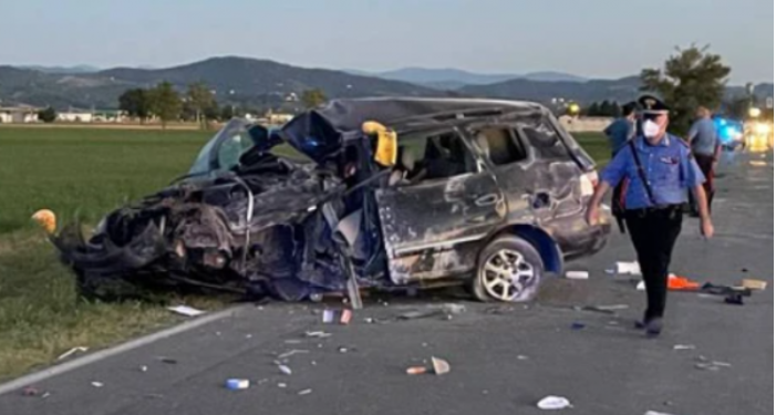 U hodh nga makina për t’i shpëtuar përplasjes, ndërron jetë 37-vjeçari