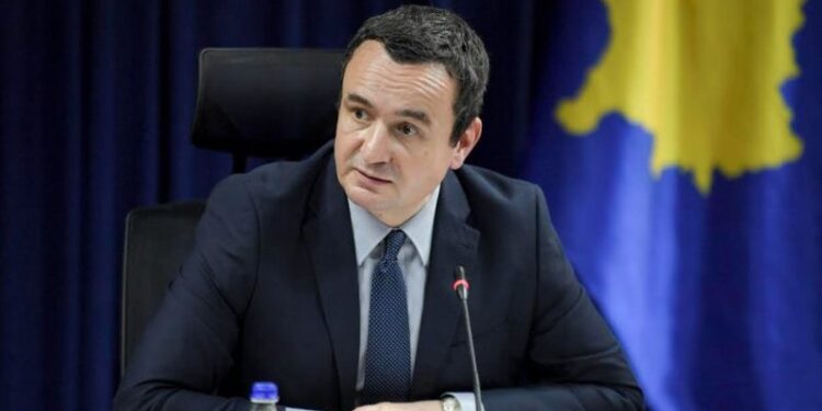 Kurti: Serbia shtyu takimin mes meje dhe Vuçiqit