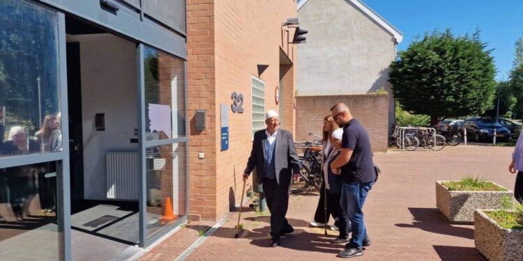 Detaje nga vizita e prindërve të Thaçit në Hagë, sa mund të çmallen me