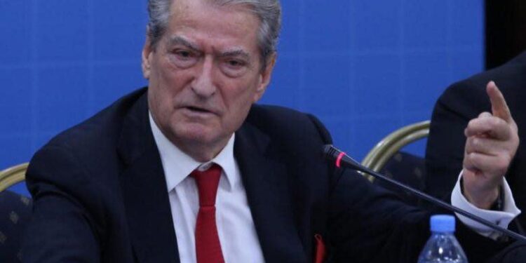 Pas SHBA-së, Sali Berisha shpallet non grata nga Britania e Madhe
