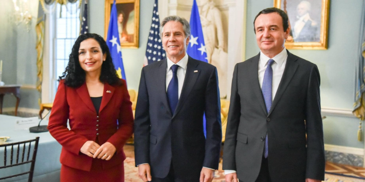 Takimi i Blinken me Kurtin e Osmanin, mediumi serb: Washingtoni çoi disa porosi në Beograd