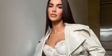 “Mos u reklamo shumë se e ke burrin në burg”, Arbenita kritikohet nga fansat pas arrestimit të Feros