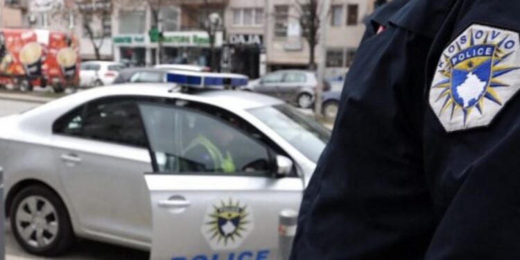 Kushdo që e shihni këtë person, lajmërojeni menjëherë Policinë