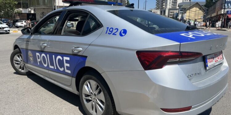 “Kom me të vra, kom me të pre me sakicë”, Burri nga Fushë Kosova kërcënon babain e tij