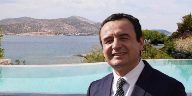 500 euro dhoma më e lirë: Ky është hoteli super-luksoz në Greqi ku po qëndron Kurti