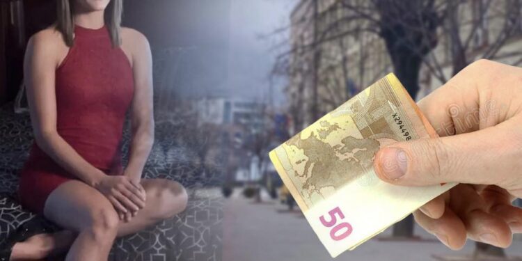 32-vjeçarja nga Shqipëria ‘shtrinë’ prostitucionin në një motel të Ferizajt, bën seks me dy burra në këmbim të parave