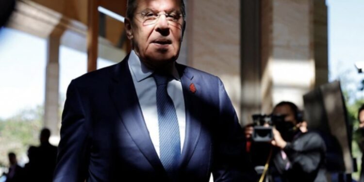 Lavrov ofendon paturpësisht viktimat e Reçakut, akuzon UÇK-në