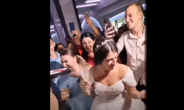 Dhëndri u ofron dasmorëve kokainë në Serbi, “i gjithë fshati mbush hundët me të bardhë”