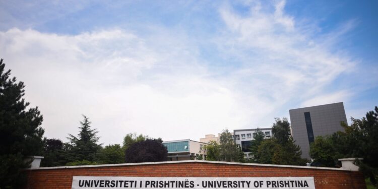 Hapet konkursi për pranimin e studentëve të rinj në Universitetin e Prishtinës