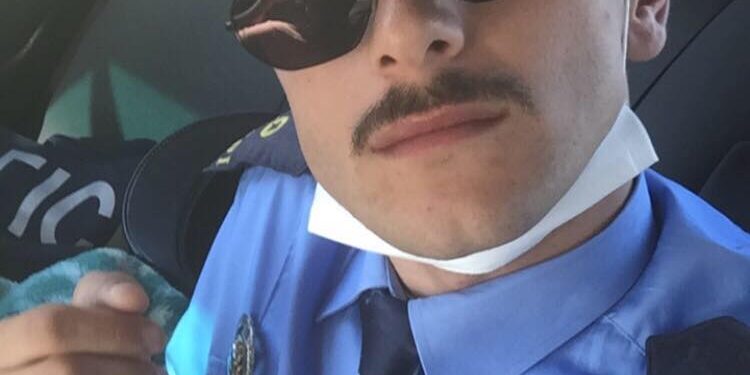 Ky është zyrtari policor që dyshohet se u përfshi në rrahje në një lokal në Kamenicë