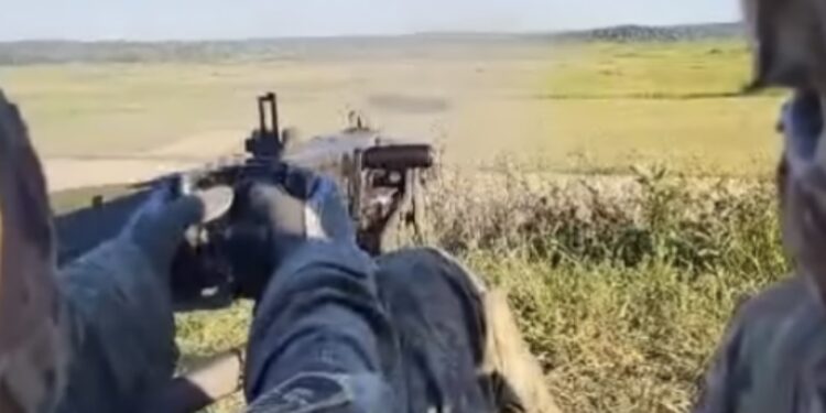 Ushtari i Kosovës “kapet” duke sharë gjatë stërvitjeve në ShBA