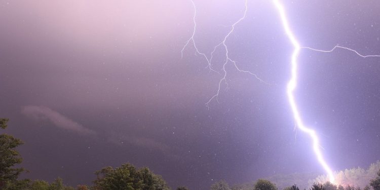 Ndërron jetë burri nga Rahoveci, u godit nga rrufeja pak ditë më parë (EMRI/FOTO)