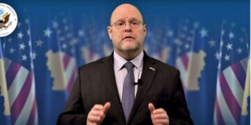 Ambasadori Hovenier me rastin e Ditës së Pavarësisë: SHBA’ja mbetet e palëkundur në mbrojtjen e sovranitetit dhe integritetit territorial të Kosovës