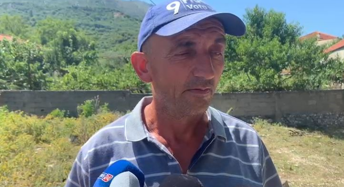“Gruan time e zhveshi, vajzën e përdhunoi, mua më lidhi”, kryefamiljari rrëfen ngjarjen e rëndë