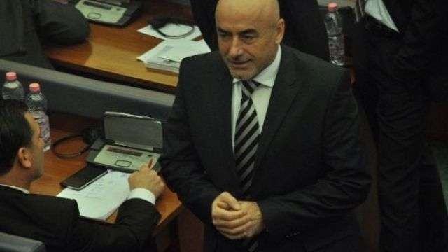 Nuredin Lushtaku rrëfen për inicidentin me policët: Polici Enver Smakiqi plagosi kolegun e tij, ishim në rrezik të na vriste të gjithëve