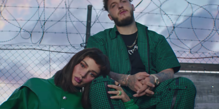 Loredana Zefi merr vëmendje me postimin e fundit: Donin që të ‘shisja’ ish-partnerin tim