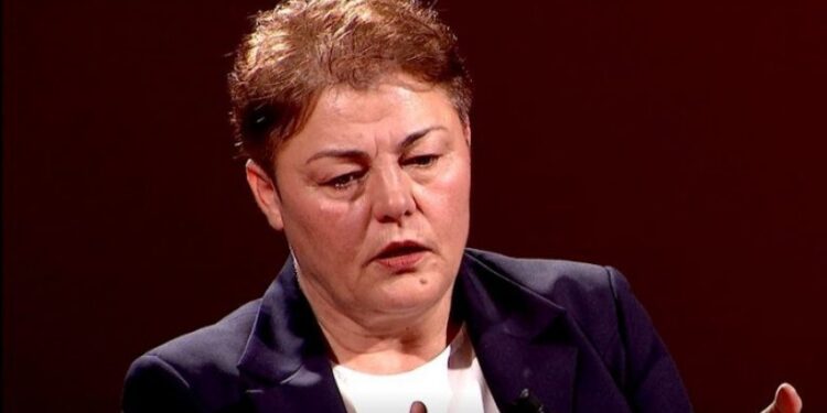 Reagon ashpër Melihate Tërmkolli: Pse Albin Kurti nuk po ka guxim me hy në “qykë” të bisedimeve!?