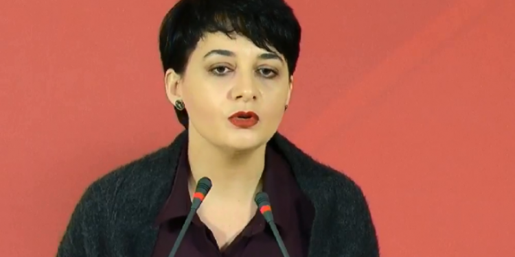 Optimizmi i Fitore Pacollit: Krizën do ta kalojmë më mirë se shtetet tjera
