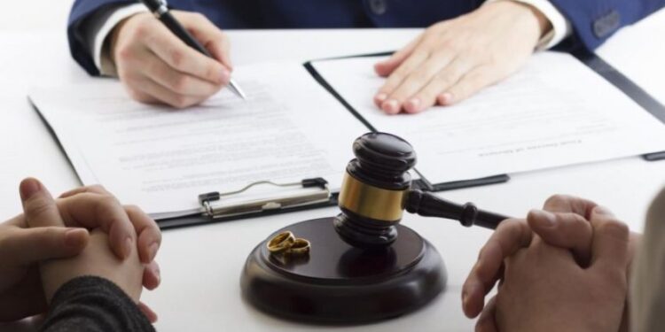 Rritja e numrit të divorceve në Kosovë – sociologët dhe psikologët rendisin faktorët