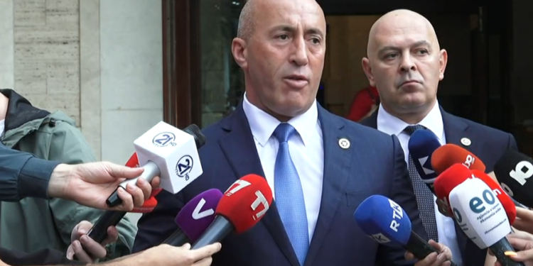 Haradinaj: Është koha që Kurti të kërkojë zyrtarisht që dialogu t’i kalojë presidentit Biden