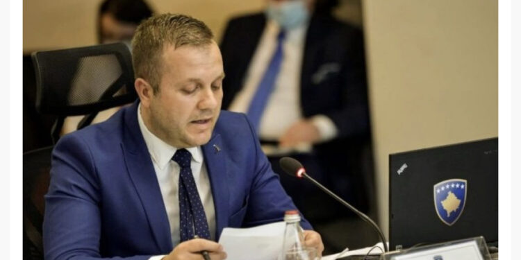 Zëvendësministri i VV-së kërkoi auditim veç për zyrtarin me tre vëllezër dëshmorë, Këshilli i Pavarur Mbikëqyrës Civil konstaton se Sallahu i ka tejkaluar kompetencat e veta