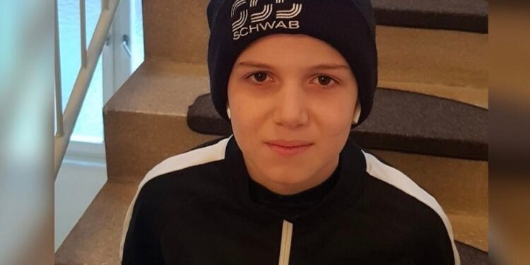 “Përi u këput, oh Zot u këput fija e fundit”/ Babai i 16-vjeçarit përlot me fjalët e ndjera për të birin që vdiq në aksident