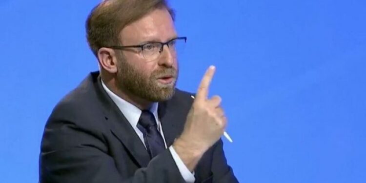 Haki Abazi flet për grevat e sindikalistëve, hedh disa dyshime