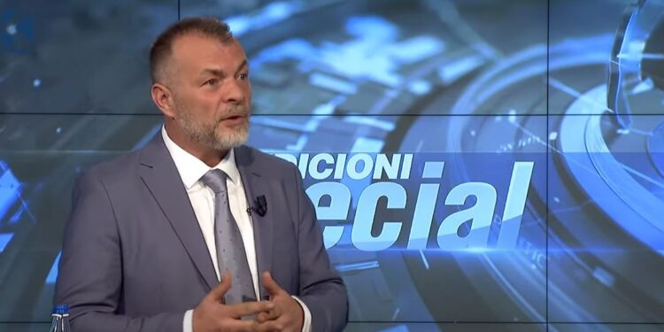 Paçarizi: Po vijnë të huajt, sepse Kurti nuk ka komunikim normal me opozitën