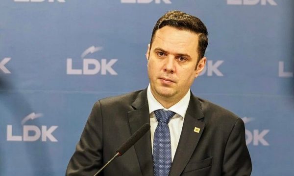 “Abdixhiku kryeministri i ardhshëm i Kosovës”