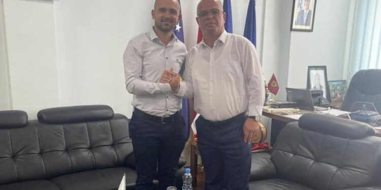 Drejtori në Rahovec jep dorëheqje, i del viza për Gjermani