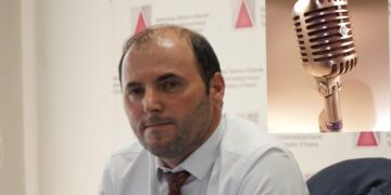 Drejtori i ATK-së thotë se këngëtarët po i shmangen me të madhe tatimit, tregon një rast