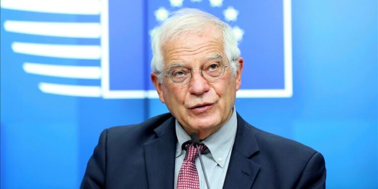 Borrell: Do zgjidhim edhe çështjen e targave – kriza mund të kishte shpërthyer në Veri të Kosovës
