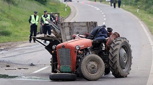 E dhimbshme: Humb jetën një person në Radashefc të Prishtinës, e zunë drutë që po i bartte me traktor