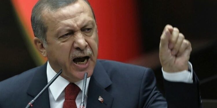Erdogan paralajmëron Vuçiqin: Nuk do ketë asnjë lëshim apo tolerim po u cënua Kosova!