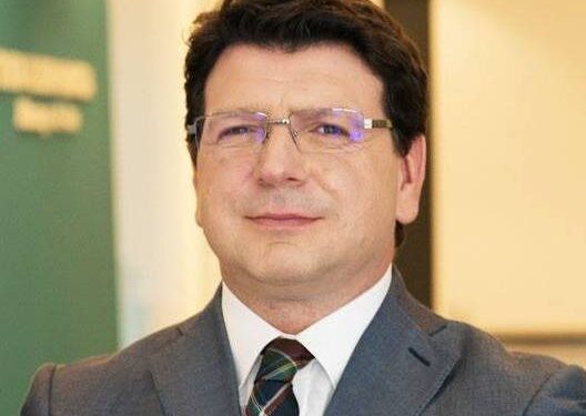 ‘’Lërini fëmijët të qetë!’’ – avokati del me sqarim juridik rreth Udhëzimit Administrativ mbi bartjen e mbulesës