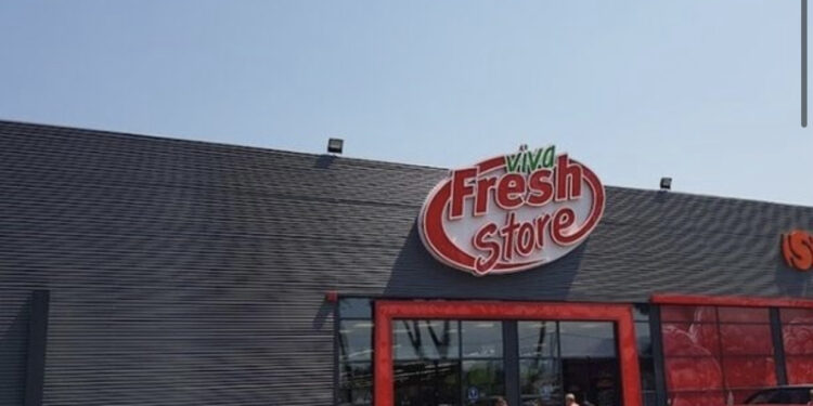 Mësohet emri i mërgimtarit nga Amerika që u arrestua për vjedhje në Viva Fresh