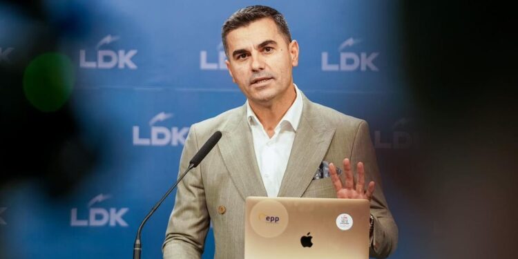 Tahiri: Paaftësia e Qeverisë dhe KEK-ut po i kushton Kosovës 56 milionë euro humbje në muaj