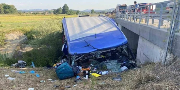 Shkon në 12 numri i të vdekurve nga aksidenti tragjik në Kroaci