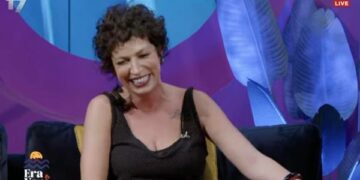 Aktorja e njohur kosovare tregon se si hyri gabimisht në veturën e huaj