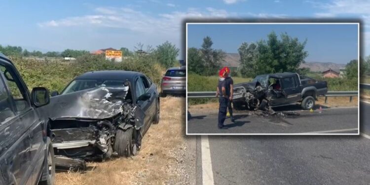 Dalin pamjet nga aksidenti i rëndë/ Makinat bëhen copë, një me targa të Kosovës