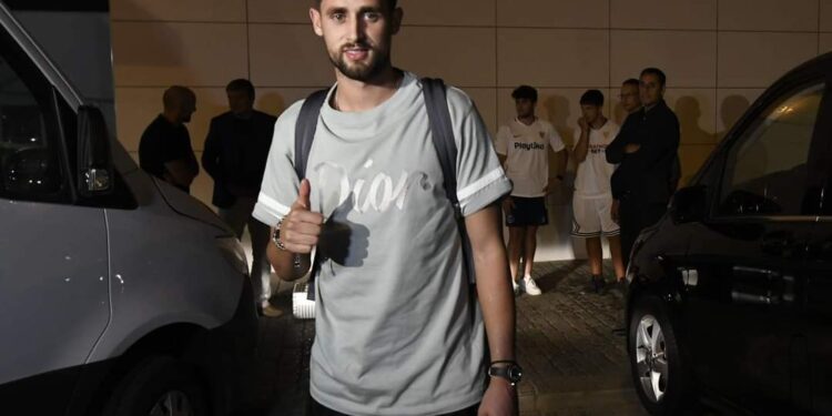 Adnan Januzaj bën hap të madh në karrierë, kalon te skuadra e madhe spanjolle