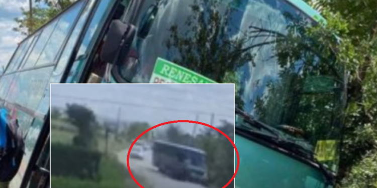 Publikohen pamjet e aksidentit në Istog ku autobusi përfundoi jashtë rrugës