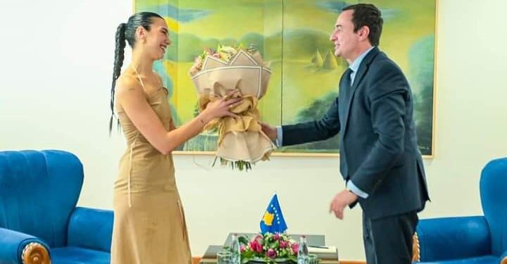 Kurti e pret në Kryeministri Dua Lipën: Sunny Hill u mbajt aty ku e ka vendin